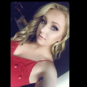 Meet your Posher, Mckenna